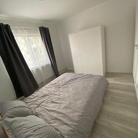 Ferienwohnung Apartament Lugoj Exterior foto