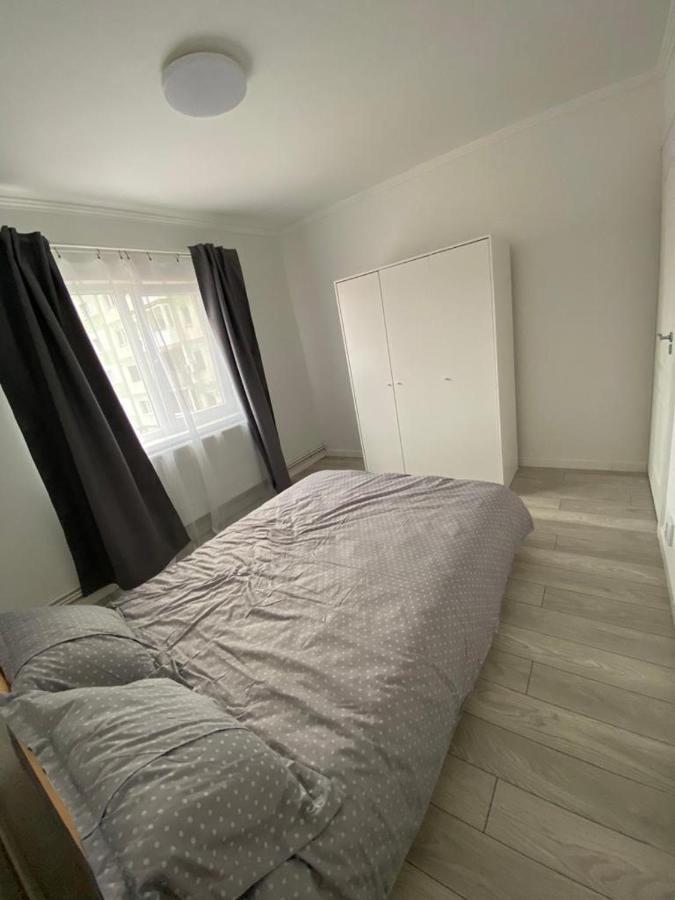 Ferienwohnung Apartament Lugoj Exterior foto